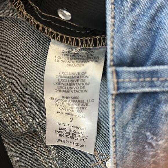 Wit & Wisdom Denim Cutoff Bermuda Shorts Light Blue Distressing NWT Size 2 - Picture 9 of 11